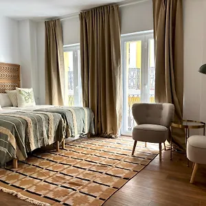 Eva Recommends Lineros Sevilha