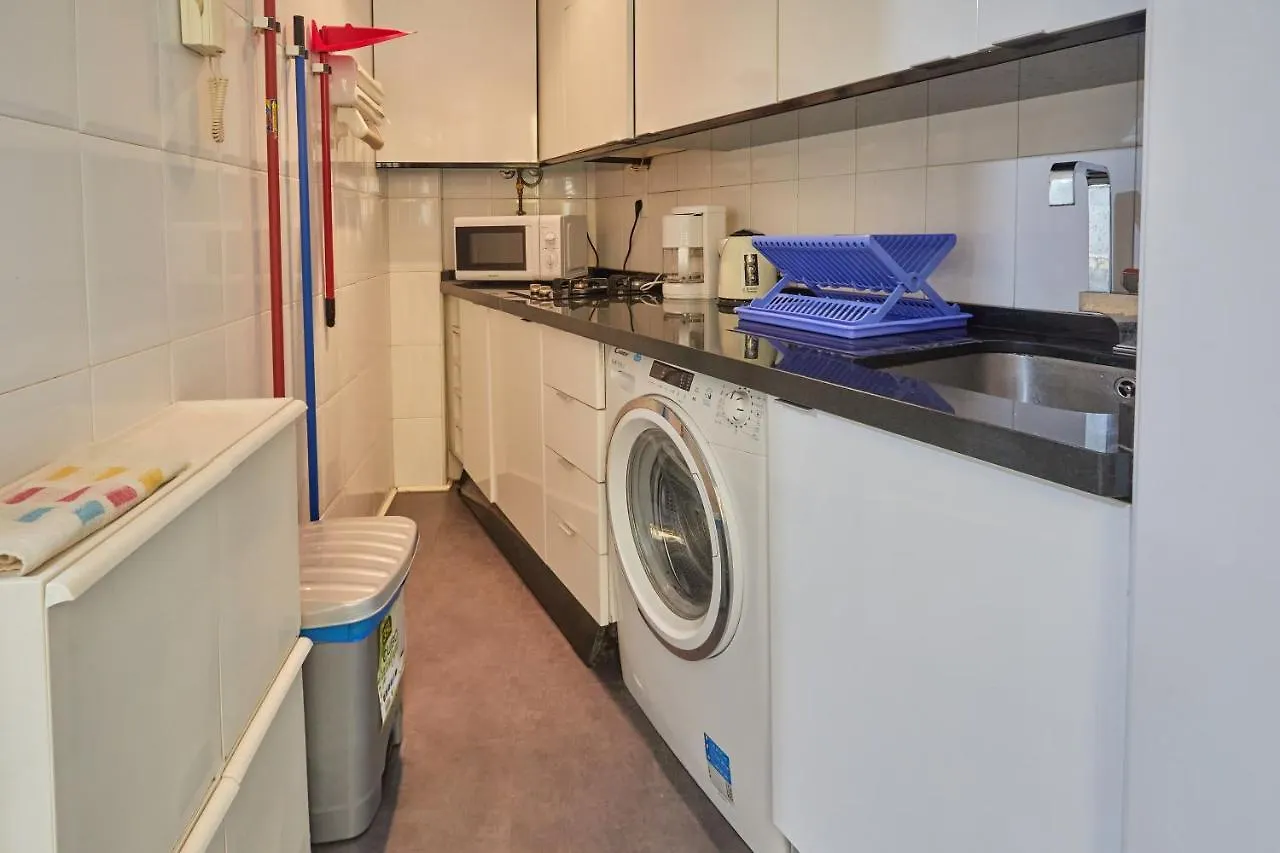 Apartment Two Bedrooms Leonor Davalos 2 Seville Spain
