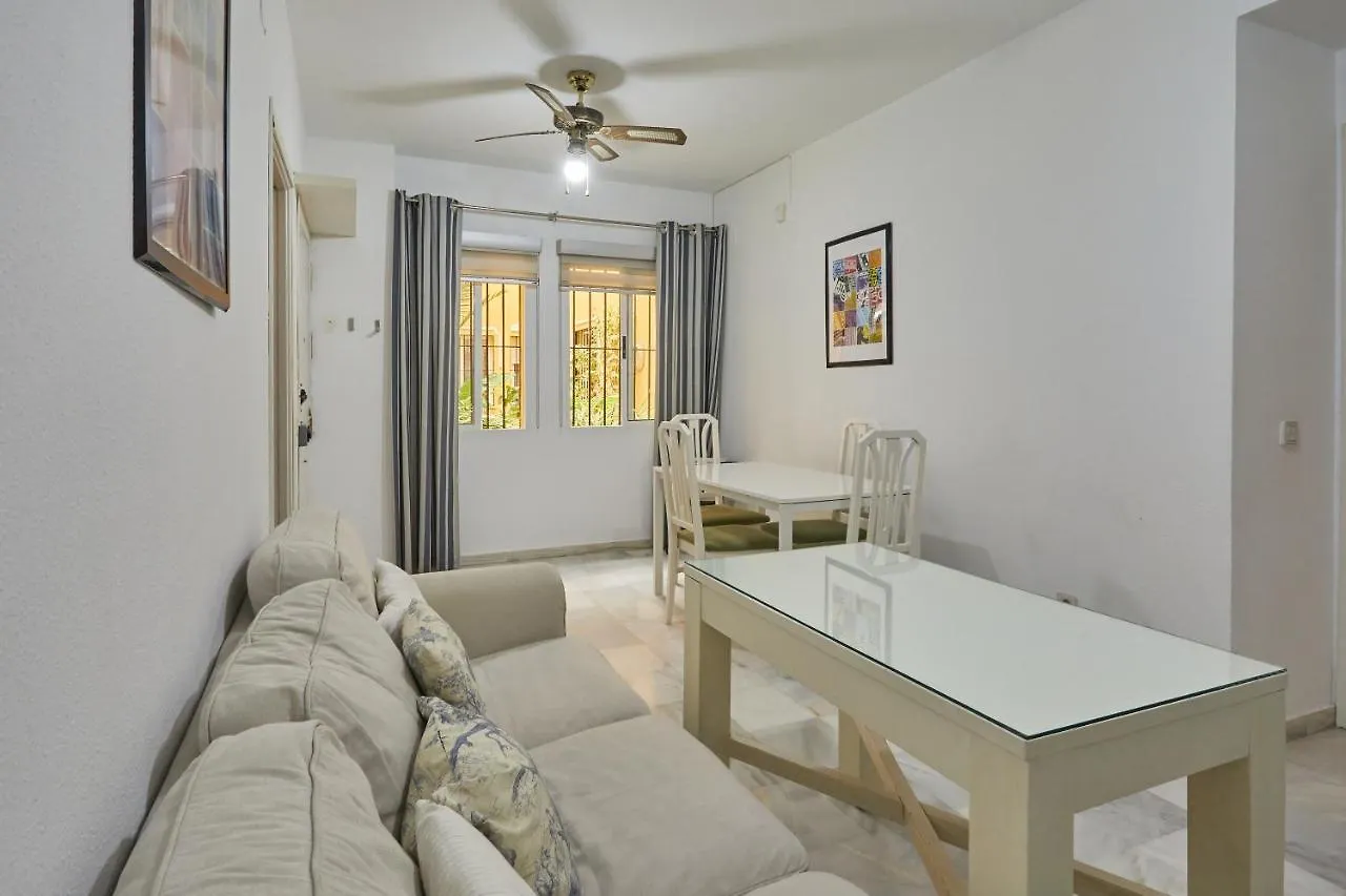 Apartment Two Bedrooms Leonor Davalos 2 Seville